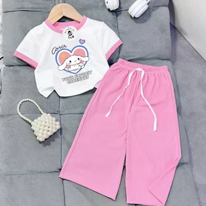 Bộ đồ bé gái in hình HOT TREND chất vải mềm mịn thoáng mát được các bé yêu thích BGD12