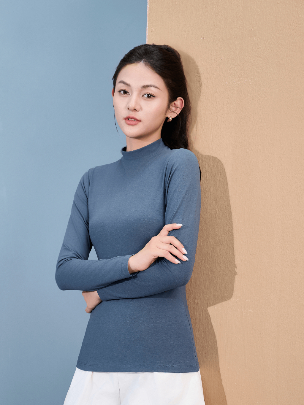 Ảnh Áo Giữ Nhiệt Nữ Cổ Cao LAROMA | Giữ Ấm - Siêu Co Dãn - Vải Thơm - Kháng Khuẩn 3