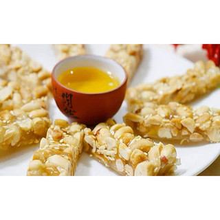 Kẹo đậu phộng -kẹo lạc Đình Mạnh gói 450g -Đặc sản Thái Bình