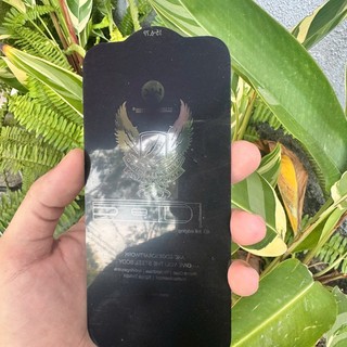 Kính cường lực chống nhìn trộm 4D WeKome cho aifon từ 7 đến 16 Promax (đen)