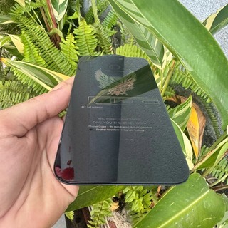 Kính cường lực chống nhìn trộm 4D WeKome cho aifon từ 7 đến 16 Promax (đen)