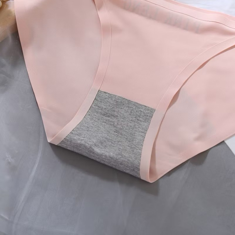 Quần lót đúc su phối móc tim PINKLENG 596