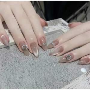 S30 NAIL BOX MẮT MÈO NUDE CHARM NGUYỆT QUẾ TÔN DA TAY SCONAIL