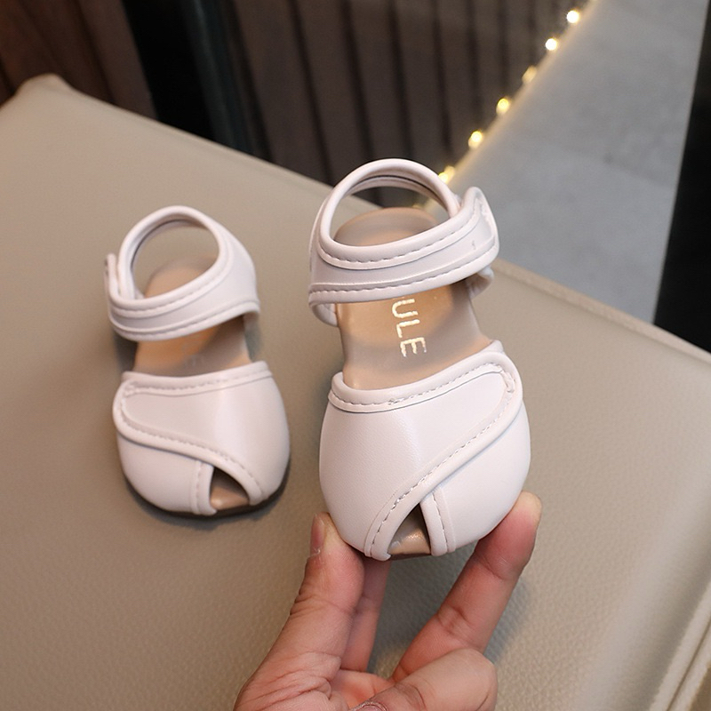 (Order) Dép hở miệng bảo vệ chân da mềm đế mềm phù hợp cho bé tập dei dành cho bé gái