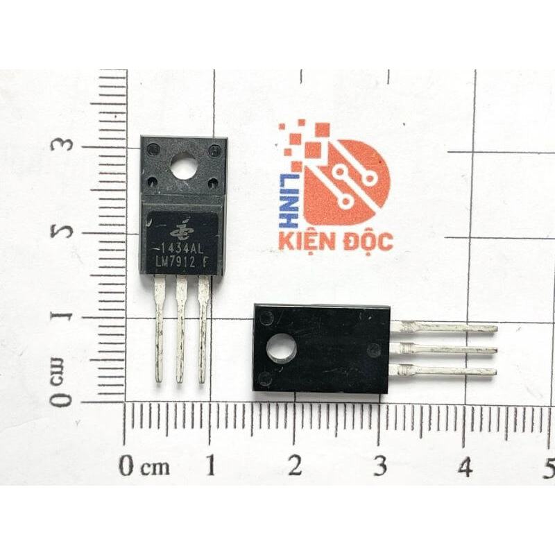 Kit 5 Régulateurs Tension Négative -12V 1.5A 7912 L7912 TO-220 - Composants Électroniques