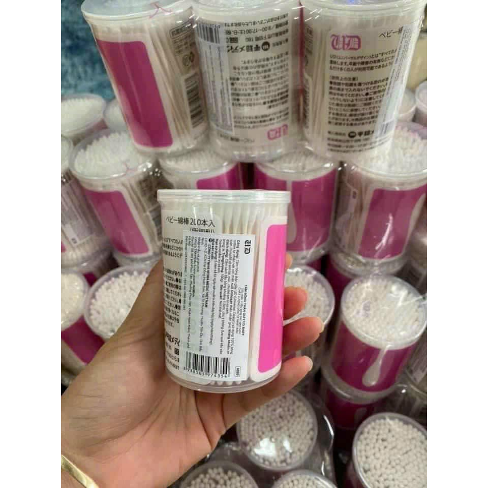 HỘP 200 CHIẾC TĂM BÔNG NGOÁY TAI NHẬT BẢN TIỆN LỢI CHO GIA ĐÌNH