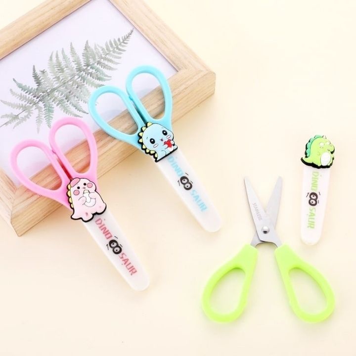 combo 3 Kéo thủ công, kéo có nắp đậy bảo vệ an toàn cho bé, có sticker hình khủng long (dinosaur) dễ thương TIGERTOYS
