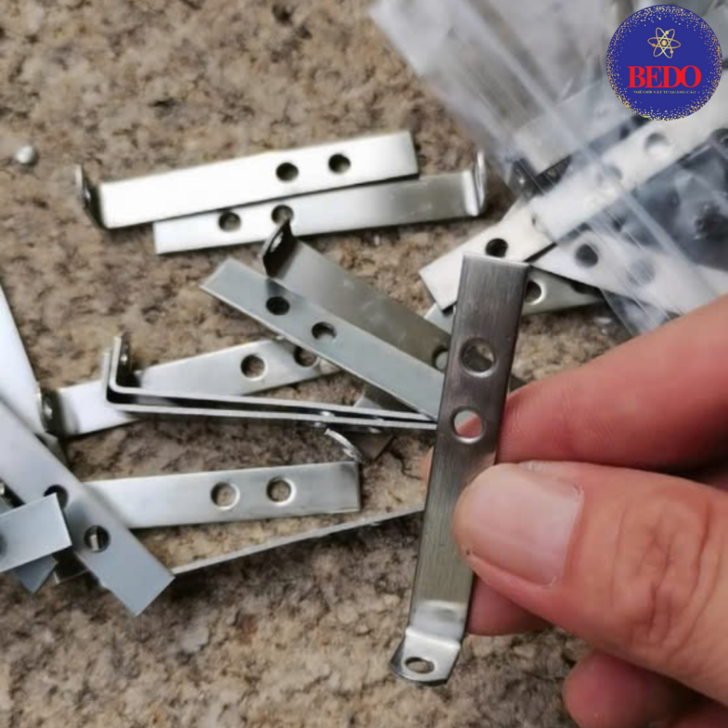 [ TÚI 100C ] Ke Chữ L Cách Tường BEDO Inox 201 Ke Bắt Chữ Nổi Hắt LED Chống Gỉ Chắc Chắn