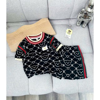 BỘ GẤU TRÀN THÂN BO CỔ ĐỎ CHO BÉ TRAI VÀ GÁI CHÂT CTON SU
