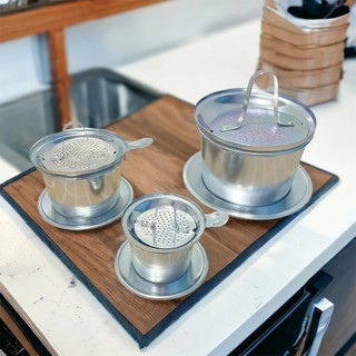 Phin cafe nhôm nhiều size, đủ kích cỡ từ nhỏ đến lớn phù hợp pha 1 ly cà phê hoặc pha nhiều ly cà phê dùng cho quán