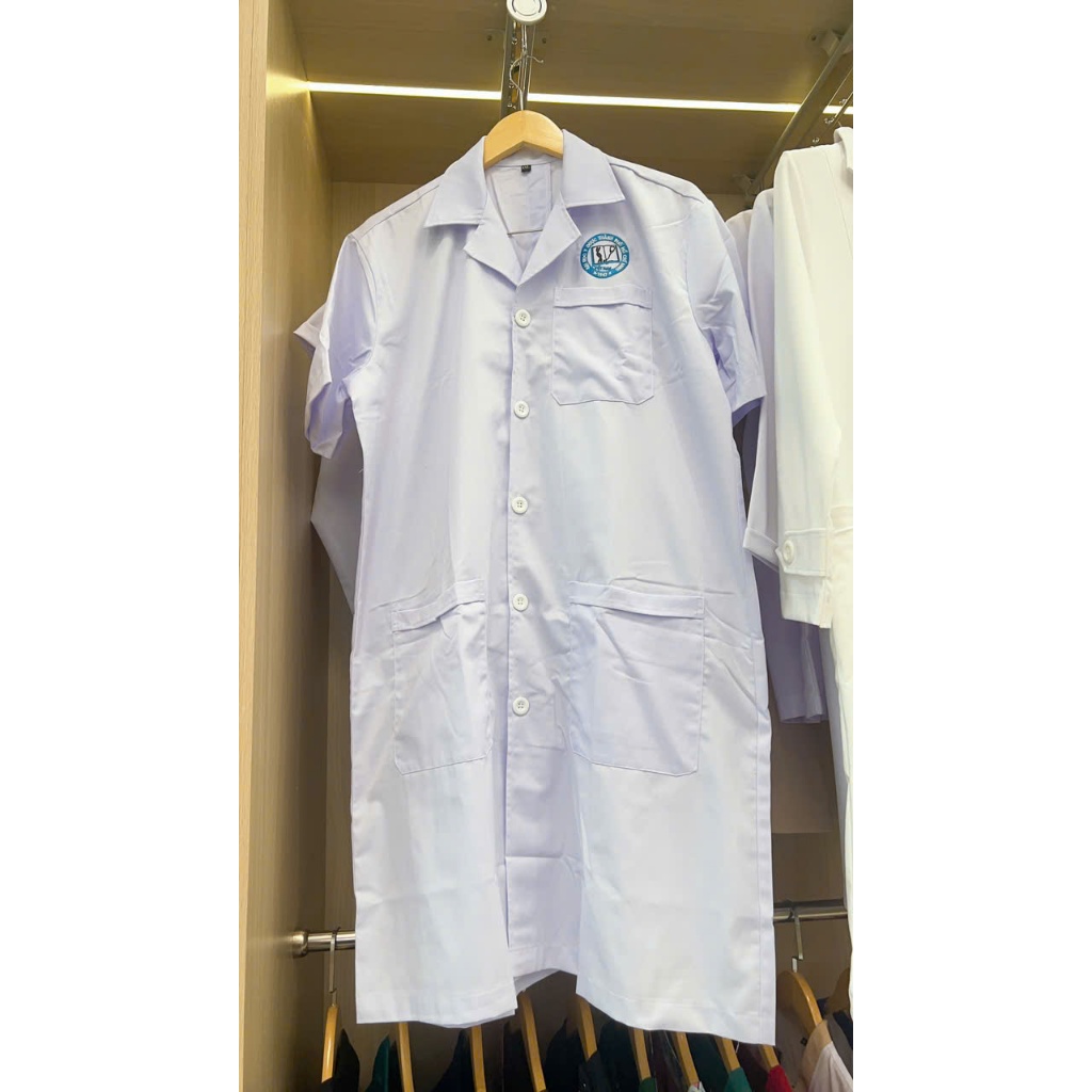 Áo Blouse Nam Nữ Thêu Logo Trường Cho Bác Sĩ, Sinh Viên Thực Tập