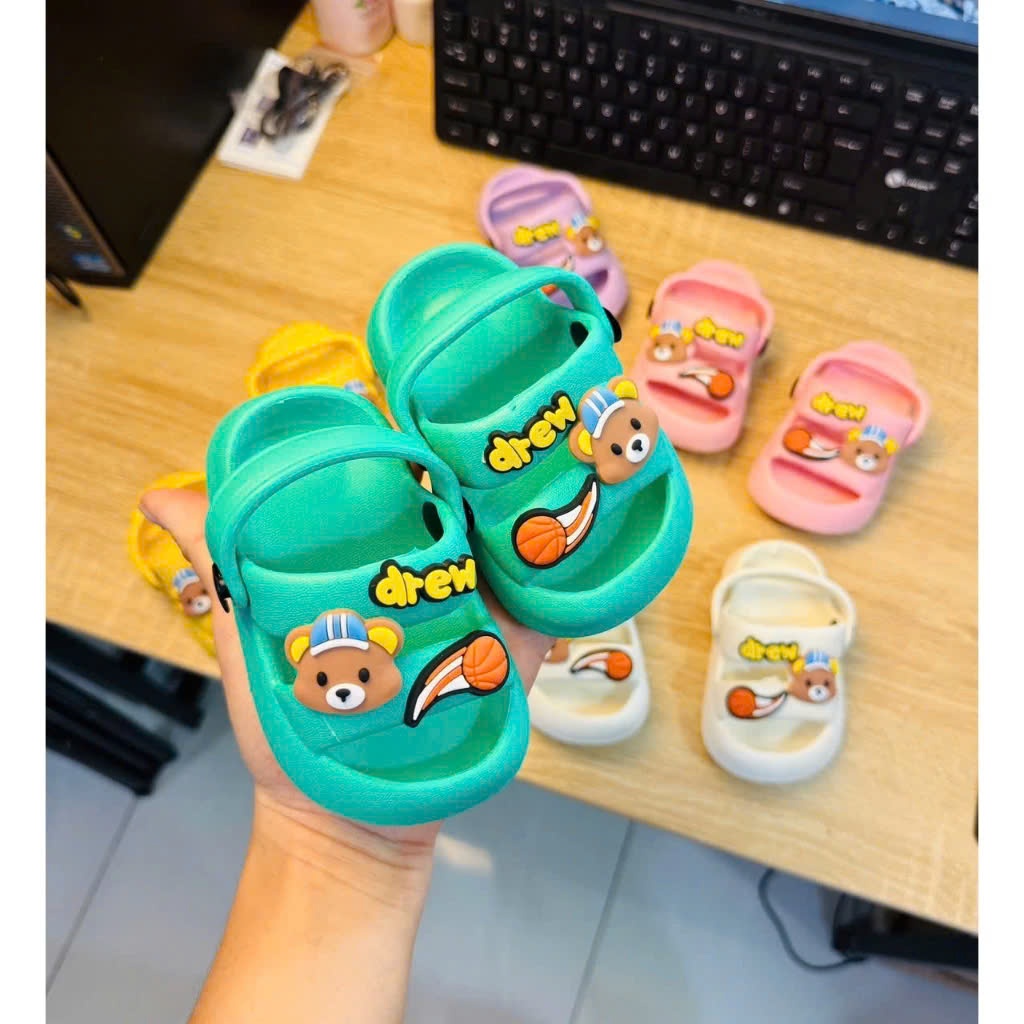 Dép bánh mì 2 quai cho bé trai bé gái siêu nhẹ mềm êm chân hình gấu Drew dễ thương