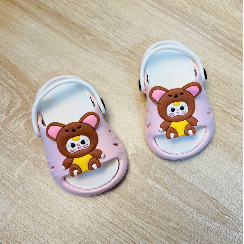 Dép bánh mì cho bé gái hình thỏ BabyThree siêu nhẹ tập đi dễ thương mắt lé kèm quai sau cho bé