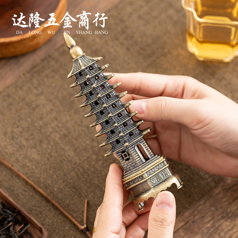 LƯ HƯƠNG ĐỐT TRẦM BẰNG ĐỒNG CỠ BÉ CHẠM HÌNH THÁP VĂN XƯƠNG TINH XẢO