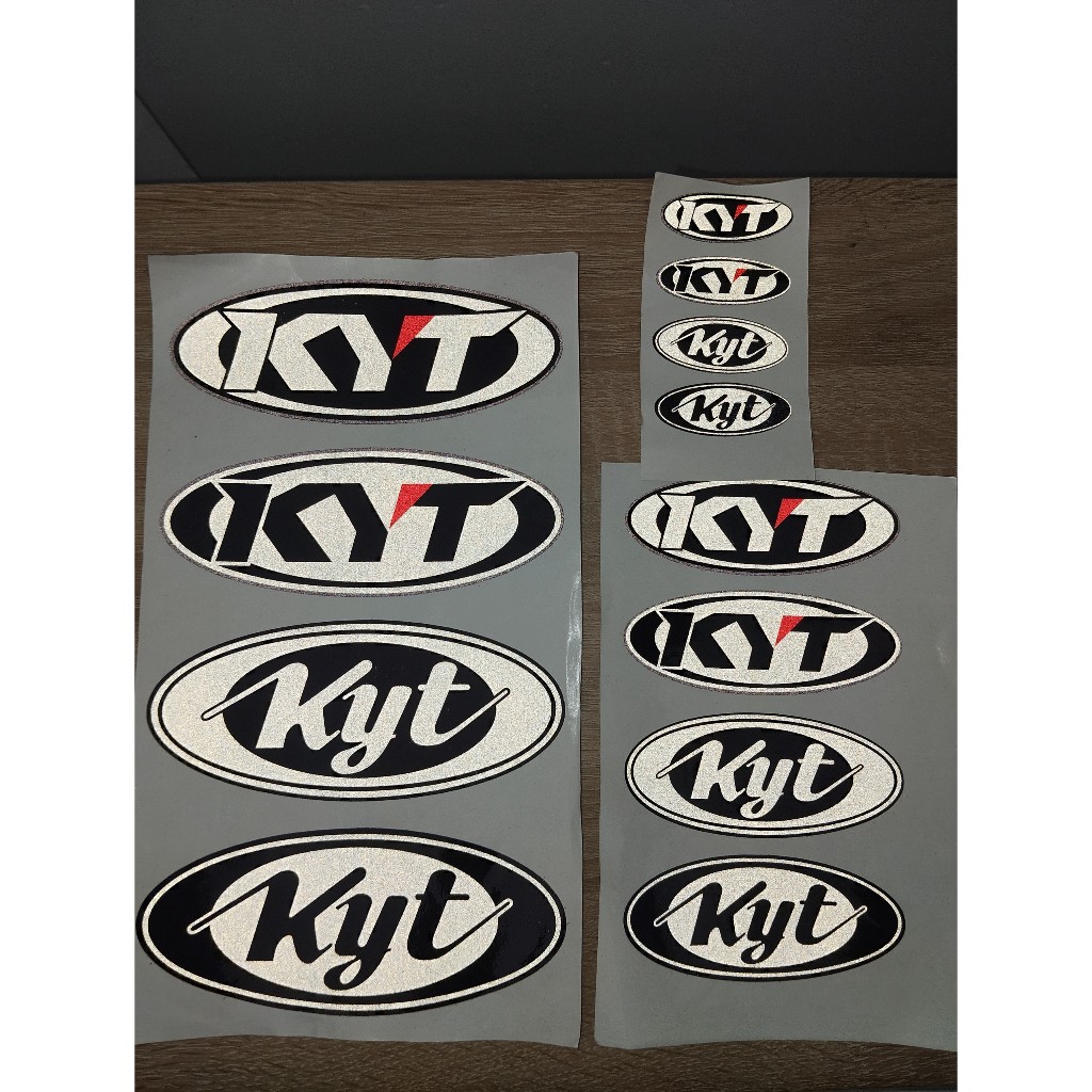 Logo KYT phản quang 3M, dán nón fullface. Decal chống nước, không bay màu. Dính chặt tuyệt đối