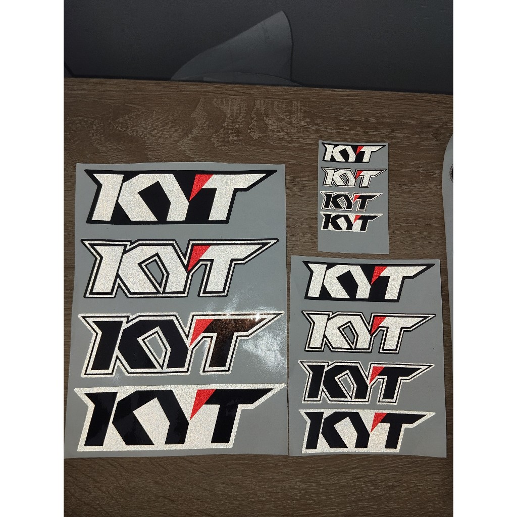 Logo KYT phản quang 3M, dán nón fullface. Decal chống nước, không bay màu. Dính chặt tuyệt đối