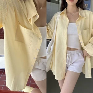 Áo sơ mi dài tay màu vàng kẻ sọc nhỏ trắng có túi ngực dáng rộng phong cách năng động ASM004 - Tiktik