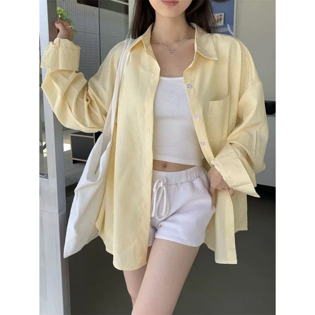 Áo sơ mi dài tay màu vàng kẻ sọc nhỏ trắng có túi ngực dáng rộng phong cách năng động ASM004 - Tiktik