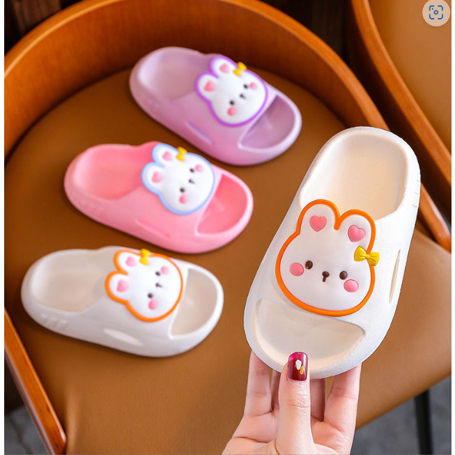 Dép bánh mì hoạ tiết bé thỏ dễ thương cho bé gái mang êm chân