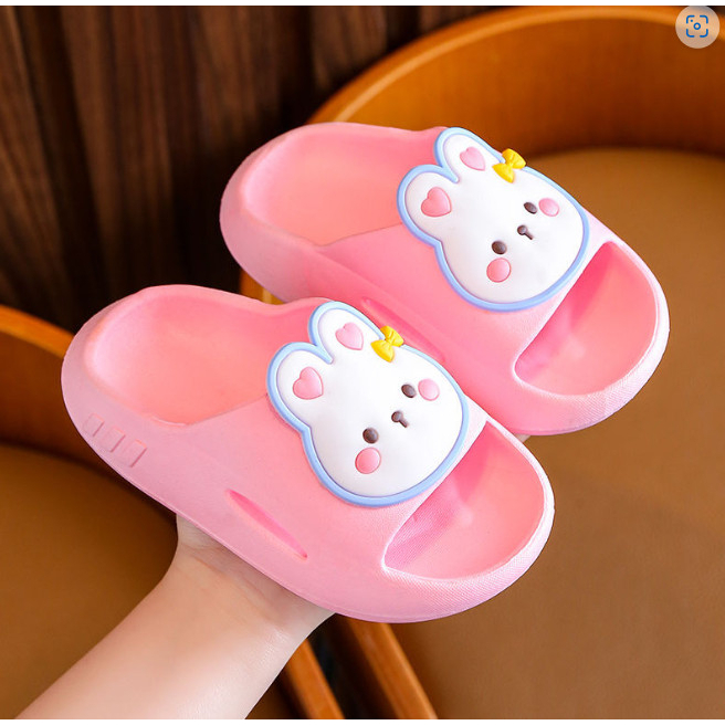Dép bánh mì hoạ tiết bé thỏ dễ thương cho bé gái mang êm chân