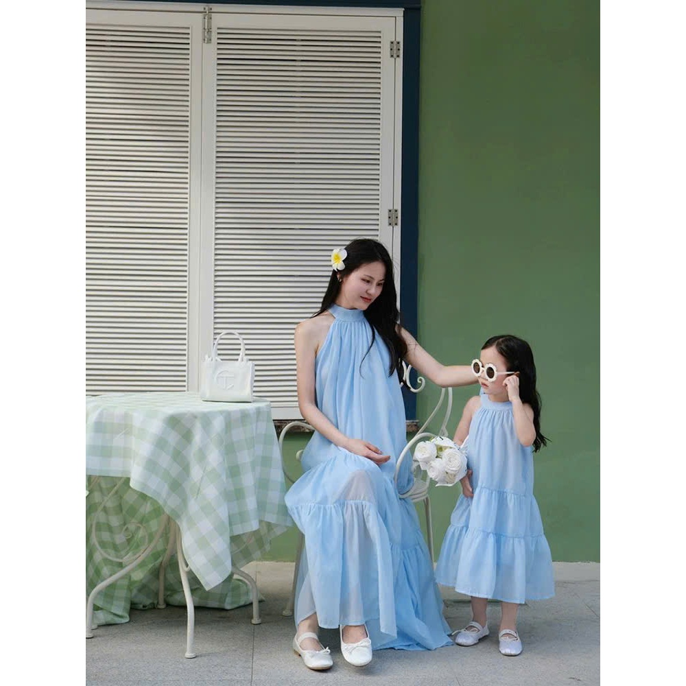 Đấm bé gái cổ yếm FORM LOẠI 1 dài maxi cho mẹ và bé gái 13-62kg ,váy maxi size đại ,váy maxi dài đi biển bé gái và mẹ