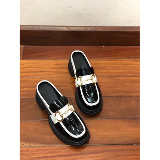 Giày Sục da bóng đế răng cưa 5 phân