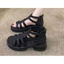 Sandal đế giày phong cách vintage