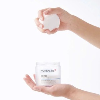 Toner Không Lỗ Chân Lông MEDICUBE ZERO PORE PAD/VITA C/CICA/ZERO MILD 2.0 - 100ml / 70 miếng