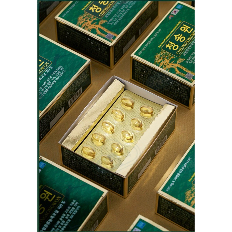 Tinh dầu thông đỏ cô đặc Cheongsongwon Tinh dầu thông đỏ cô đặc 100%