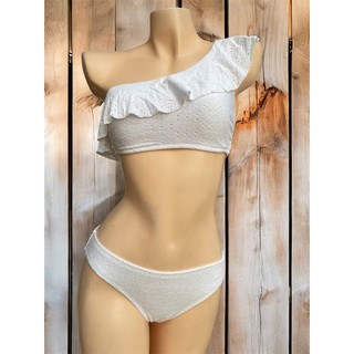 Bikini 2 mảnh kín đáo, có bikini bigsize màu trắng, lệch vai phối cổ bèo, có đệm ngực hàng VNXK sịn