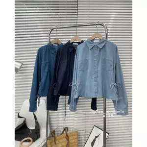 🍊 ÁO SƠ MI JEAN 2 TÚI CỘT EO SP020583 🔥𝐇𝐨𝐚̉ 𝐓𝐨̂́𝐜🔥 𝐌𝐄𝐎𝐈𝐍𝐃𝐀𝐇𝐎𝐔𝐒𝐄