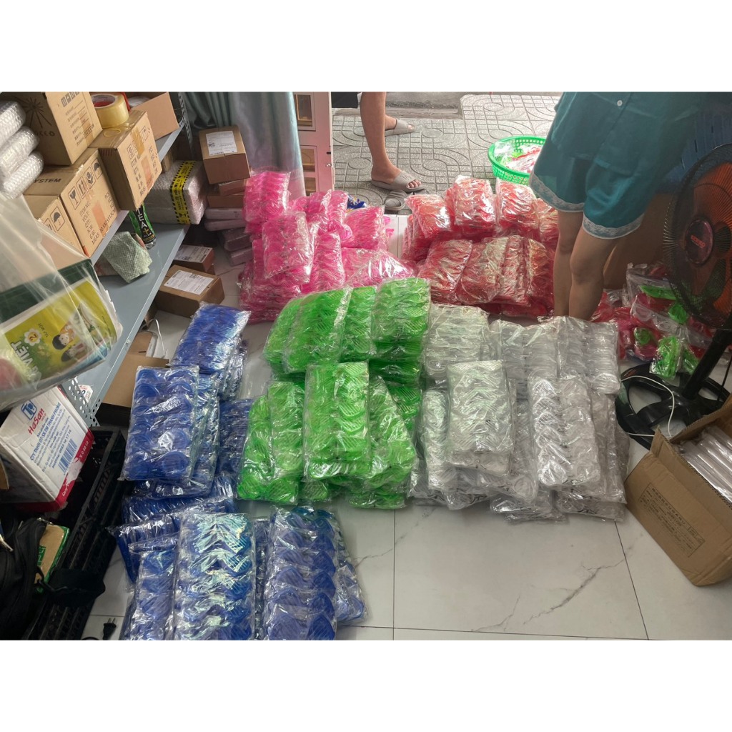 Mắt Kính Hình Kính Led Vuông Có Đèn Led Phát Sáng Kính Led Phát Sáng dùng đi bar , vũ trường , dạ hội , pub , club