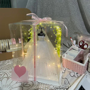 Mô Hình Váy Cưới Mini- KO KÈM BẢNG TÊN, bảng tên mua thêm trong shop nhé- Mô hình Hộp quà váycưới