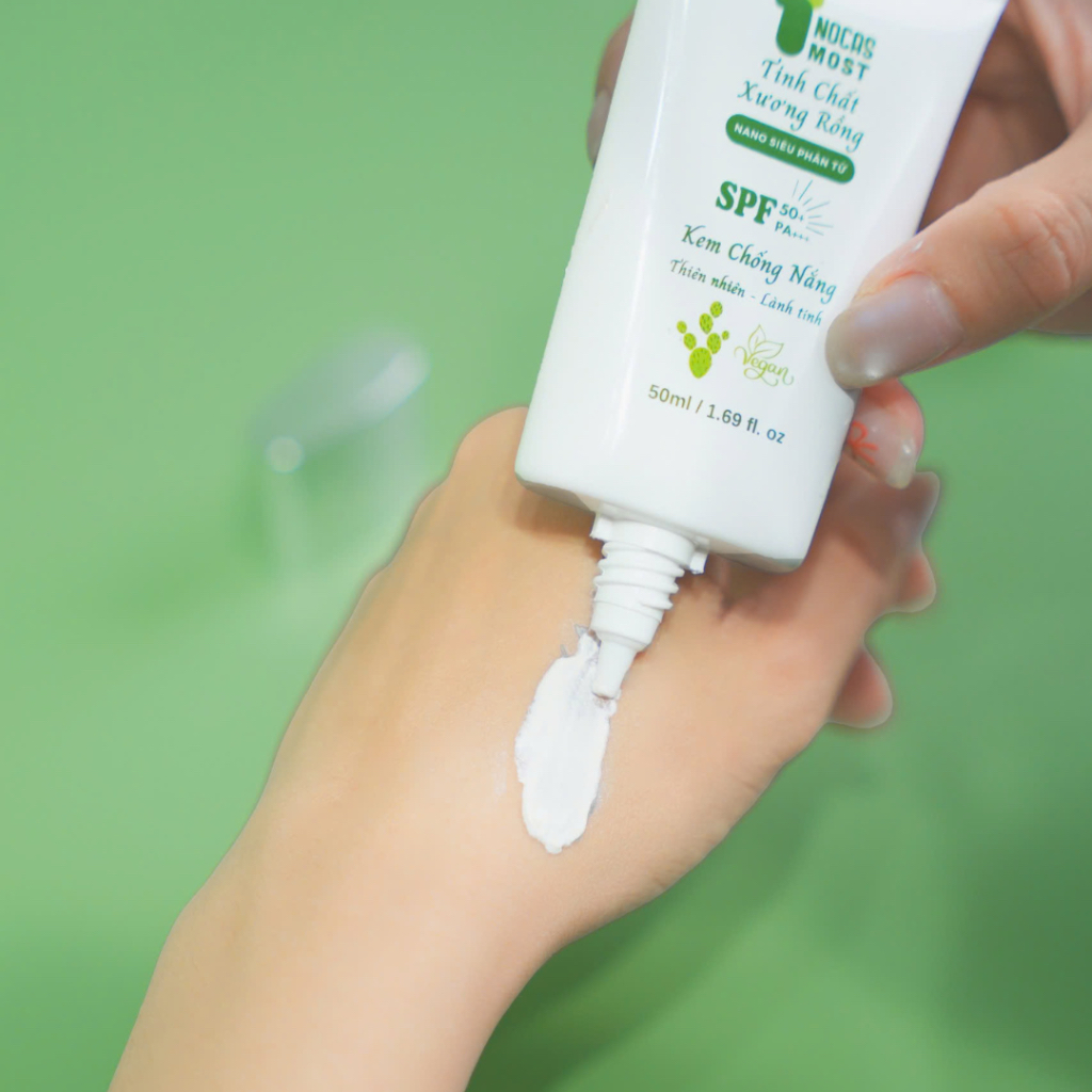 Kem chống nắng thiên nhiên Nocas Most chiết xuất từ Xương rồng thấm nhanh an toàn SPF 50+, PA+++ 50g
