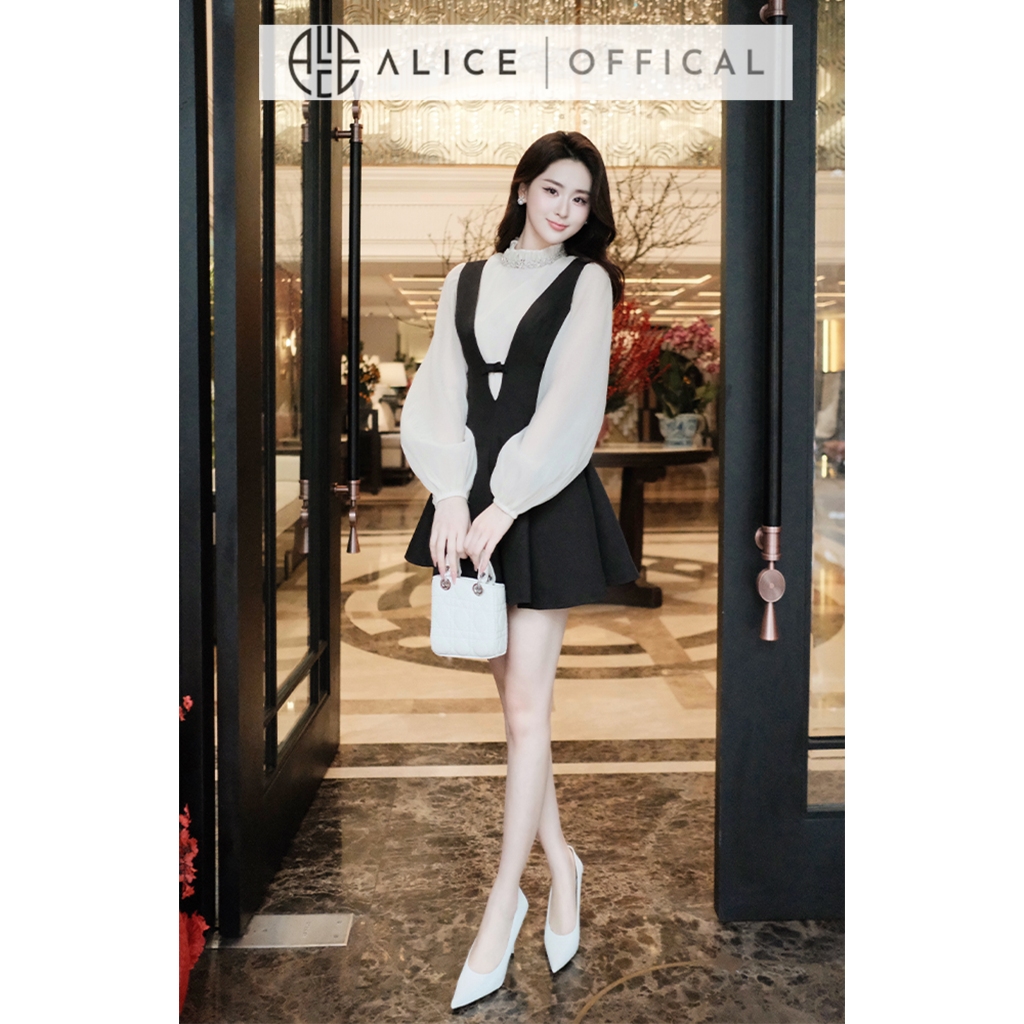 Ảnh Set Váy Nữ Tiểu Thư Alice, Váy Yếm Ôm Eo Chất Chéo Rubi Dáng Xòe Ngắn Phối Áo Tơ Xốp Cổ Đính Đá Tay Bồng S831 3