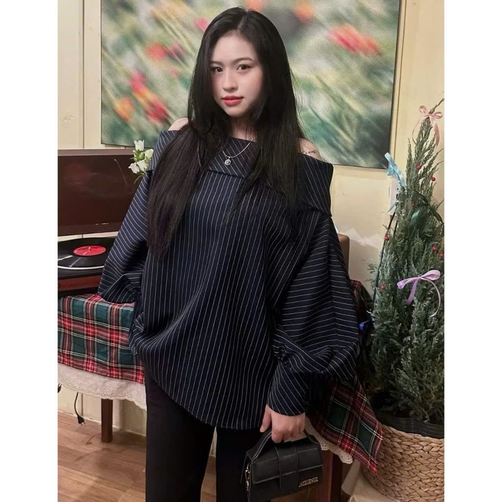 Áo Trễ Vai Kẻ Sọc Xanh Than Tay Bồng Cách Điệu, Áo Kiểu Nữ Ống Rộng Sang Chảnh - CHAMIE STUDIO
