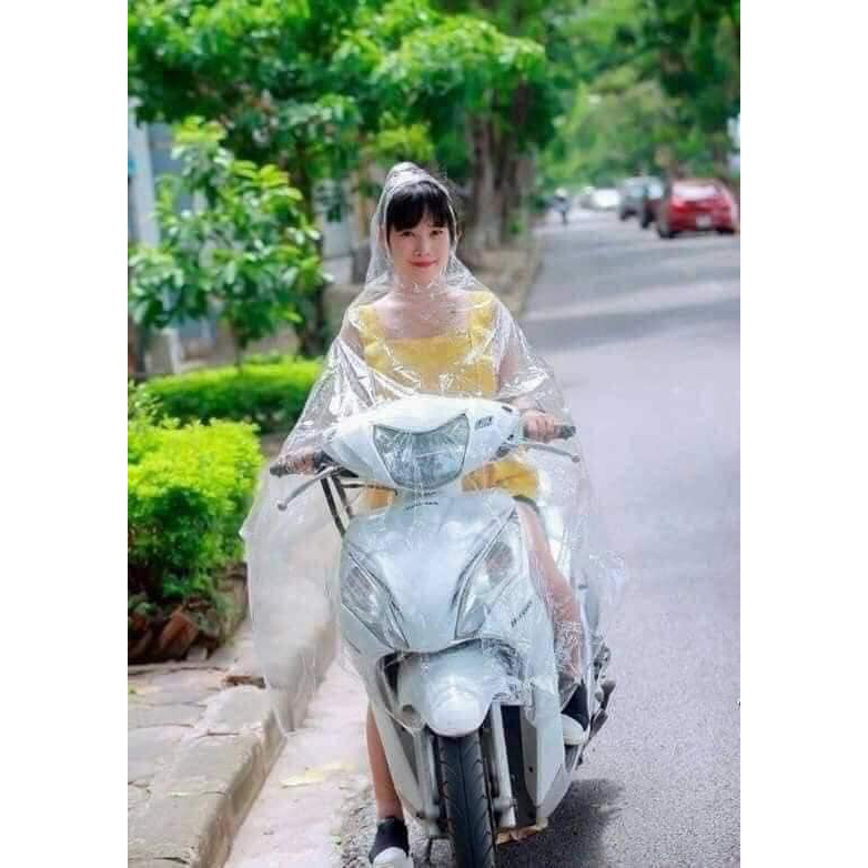 ÁO MƯA TRONG SUỐT 1 ĐẦU, 2 ĐẦU TIỆN LỢI