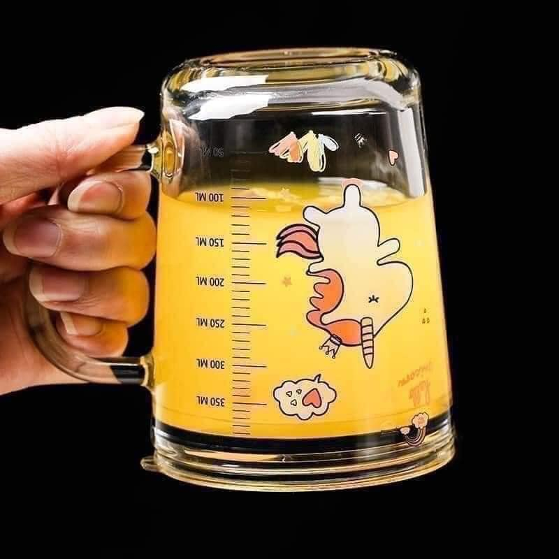 CỐC THỦY TINH CHIA VẠCH DUNG TÍCH 350ML CÓ ỐNG HÚT SILICON TIỆN LỢI