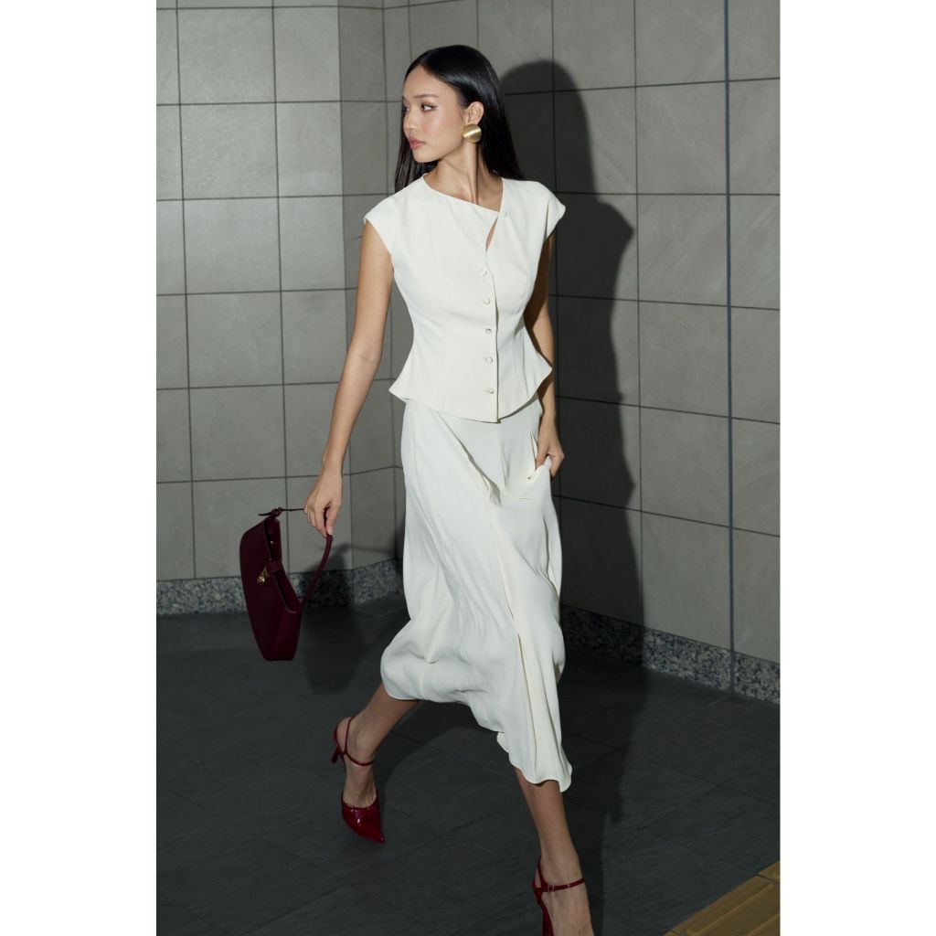 Vella Fashion set áo peplum cổ bất đối xứng phối chân váy midi VA25003 VV25004 - EMMA Set