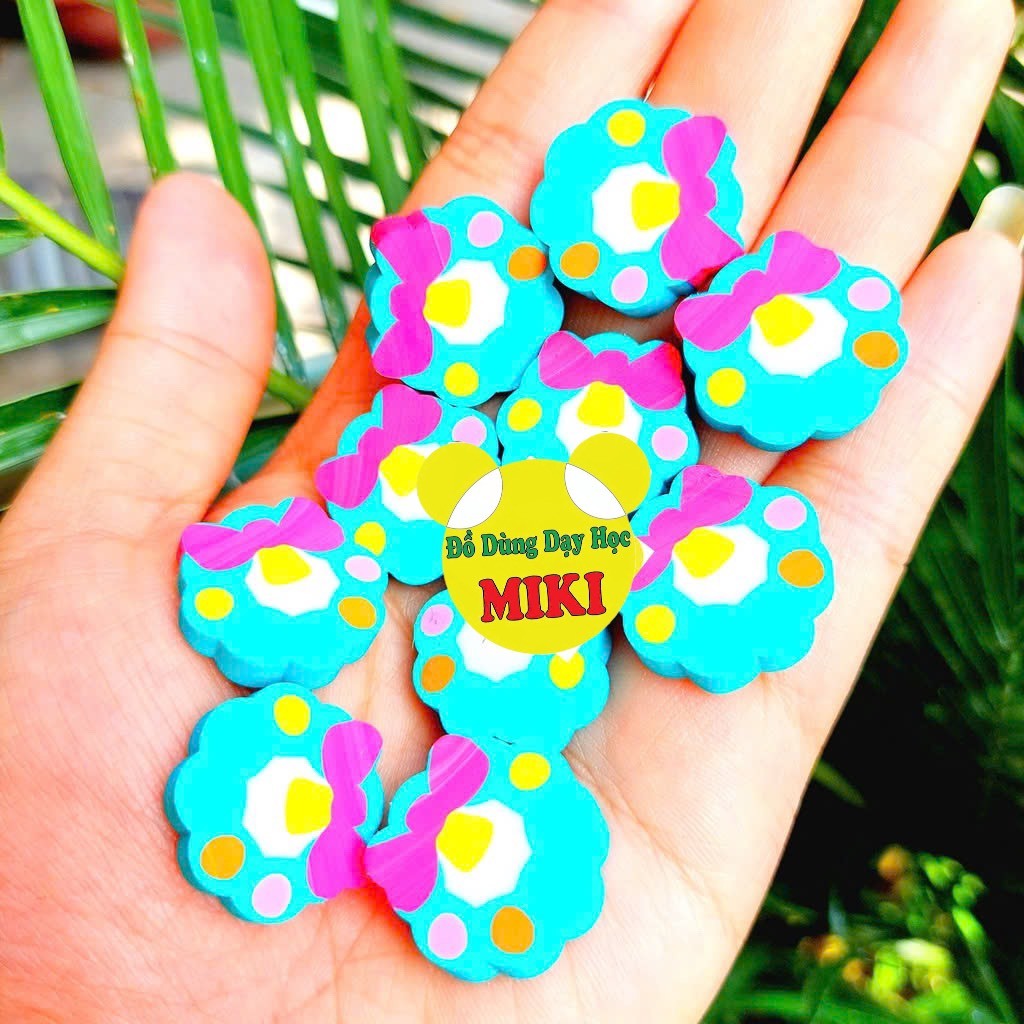 Set 6 Gôm Tẩy Hình Trụ 5cm Mẫu Noel Giáng Sinh (Đồ dùng dạy học Miki)
