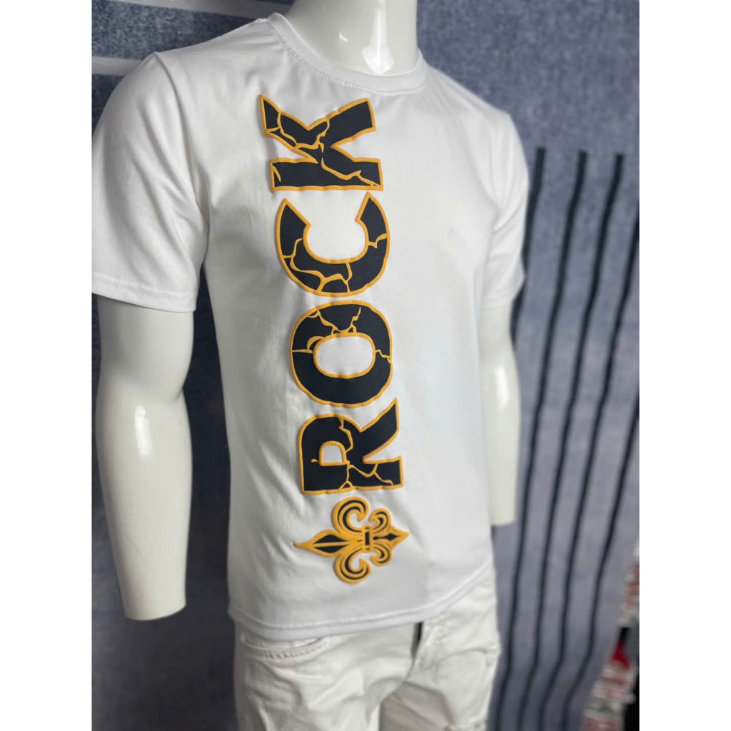 Áo thun nam cổ tròn in chữ nổi ROCK phối viền kẻ cam, Áo thun cotton co giãn chuẩn phom tôn dáng trẻ trung năng động