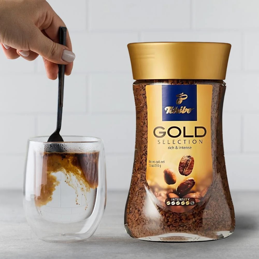 Cà phê hòa tan TCHIBO Gold hương vị đậm đà, tinh tế