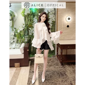 Set Đồ Tiểu Thư Thanh Lịch Alice Áo Chất Tơ Óng Hàn Thiết Kế Tay Loe Nhiều Lớp Cổ Đính Hoa Nổi Kèm Quần Short Tafta S833