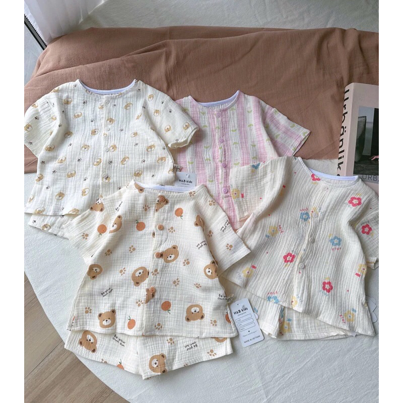 Bộ Xô Hàn Muslin Cộc Tay Cho Bé Trai/ Bé Gái, Cài Cúc Thoáng Mát, Mềm Mịn Liena’S Closet