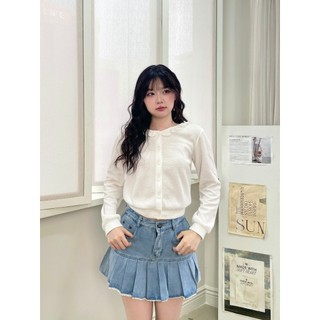 Chân váy jean nữ xếp li phối ren MONÁ - ELLY