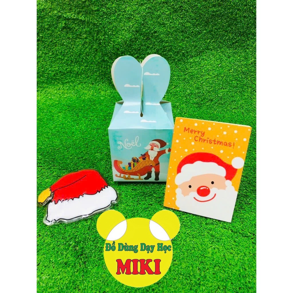Combo quà giáng sinh gồm 1 hộp quà + 1 sổ + 1 móc khóa 3d mẫu noel