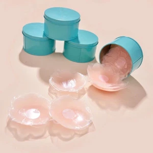 MIẾNG DÁN NGỰC SILICON CÓ KEO KHÔNG LỘ VIỀN - TỆP VỚI MÀU DA , DÁN TI CHỐNG LỘ MẶC ĐỒ TIỆN LỢI - HỘP 5 CẶP - CÓ BÁN LẺ