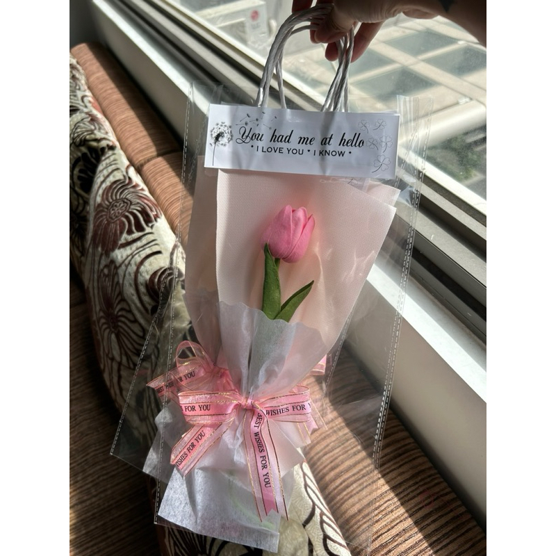 [QUÀ TẶNG ] Túi hoa TuLip Xinh Xắn ( Hoa + túi như hình )