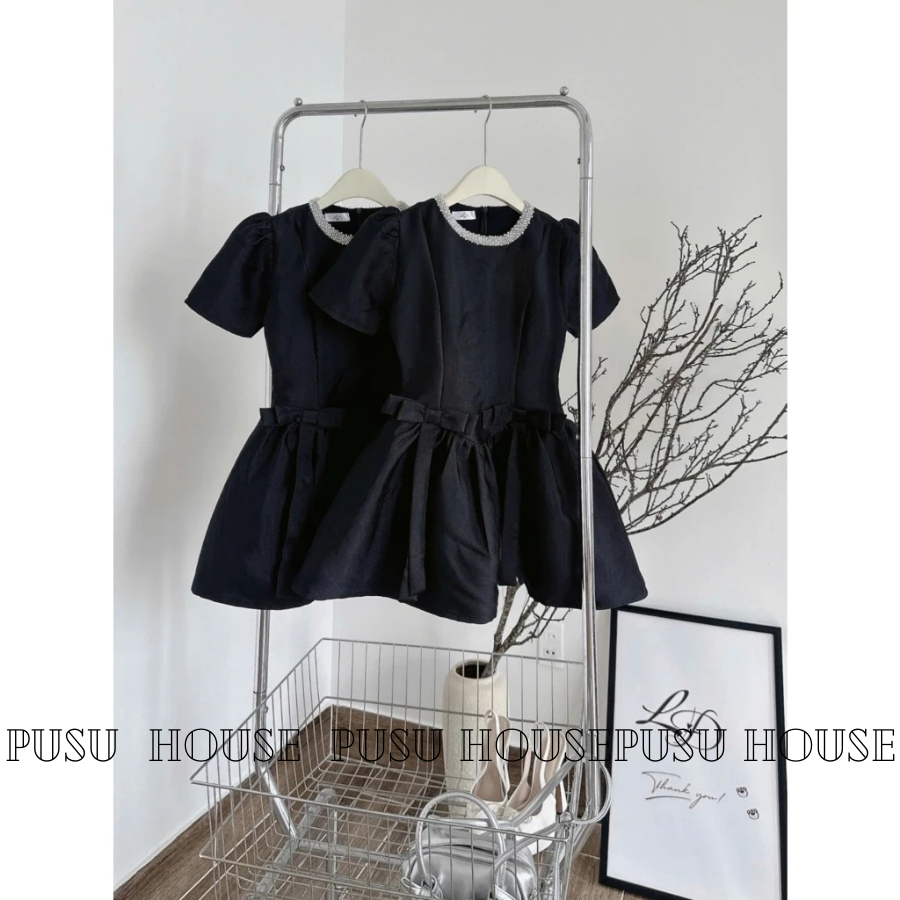 Đầm đen dự tiệc dáng xòe nơ eo cổ đính đá sang trọng-PUSU HOUSE