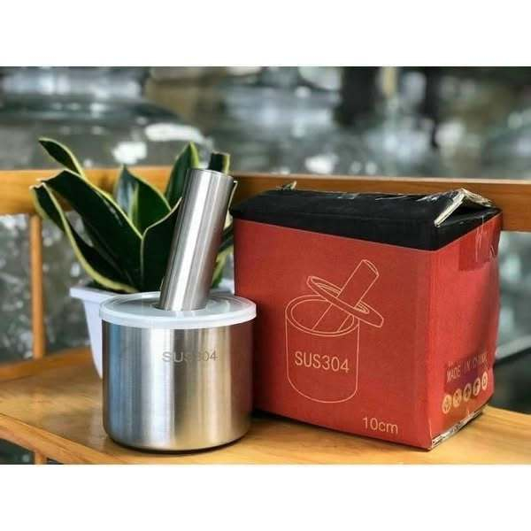 BỘ CỐI CHÀY GIÃ GIA VỊ BĂNG INOX 304 CÓ NẮP ĐẬY CHỐNG BẮN TIỆN LỢI